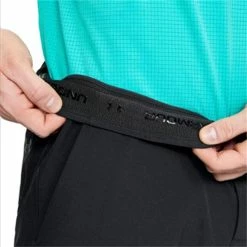 Under Armour Gents ColdGear Infrared Showdown Tapered Trousers Black (001) 11 Under Armour Gents ColdGear Infrared Showdown Tapered Trousers Black (001) -Golf Clothing Shop P 1317367BLACKGENTS 4 L